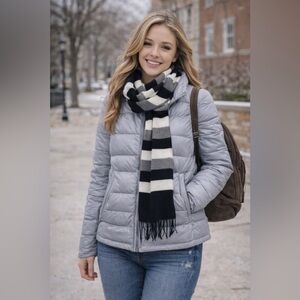 Mid-Weight Rectangle Black/Gray Fringe Scarf